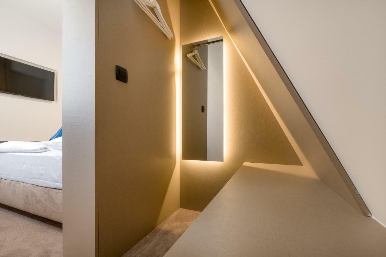 ספליט Flos Luxury Rooms מראה חיצוני תמונה